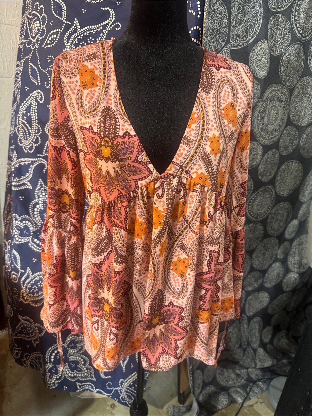 GBX Pink & Orange Paisley V-Neck Peasant Tunic